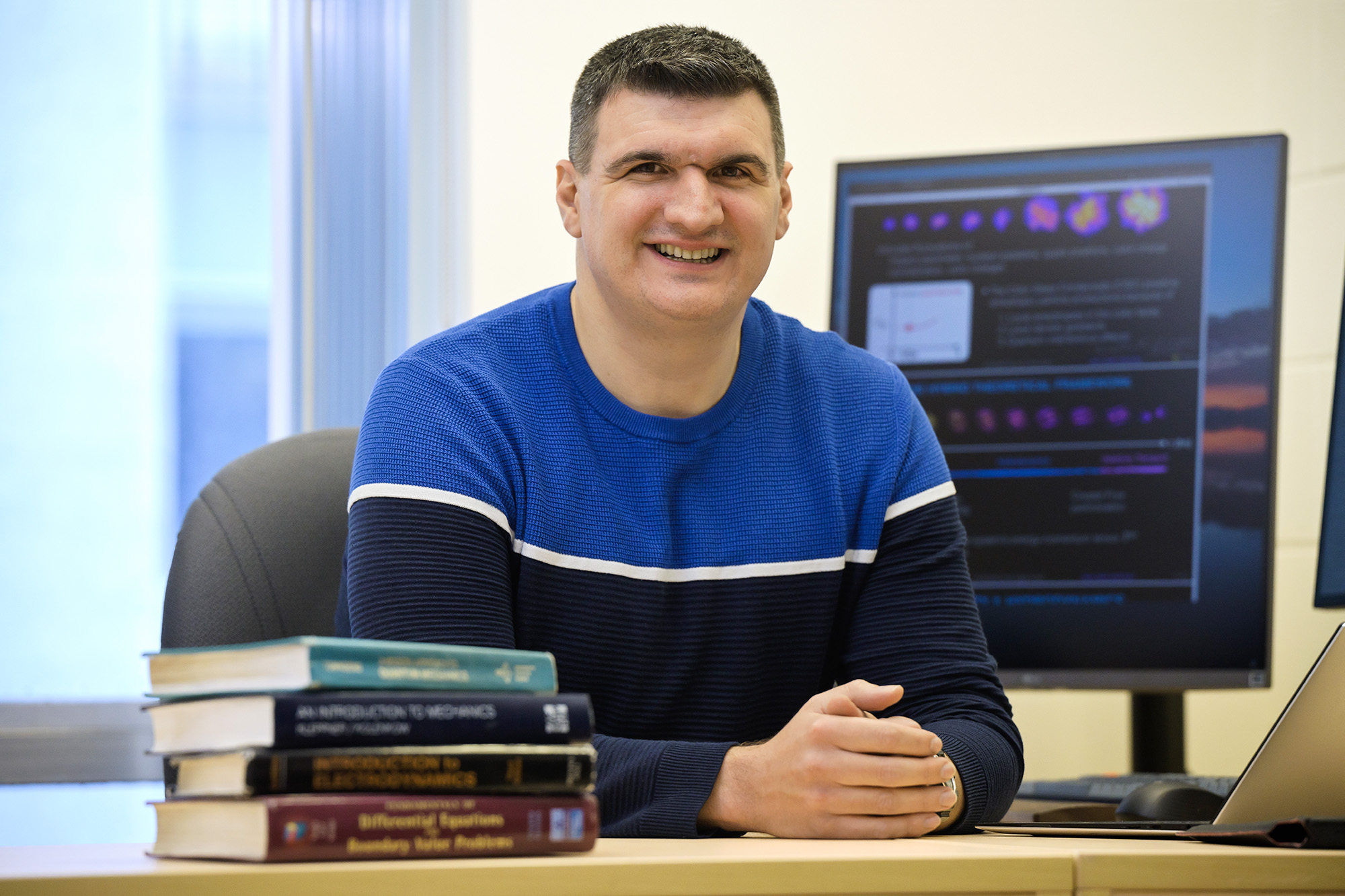Dr. Gojko Vujanovic, a Canada Research Chair in Subatomic Physics Phenomenology, received $600,000 from the Canada Research Chairs program, and $83,109 from the Canada Foundation for Innovation to help support his lab’s infrastructure. (Photo by Trevor Hopkin)